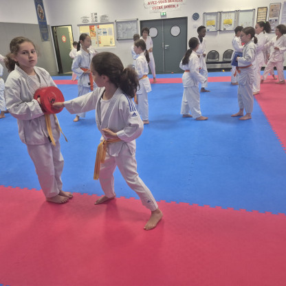 Cours Ados 8-12 ans